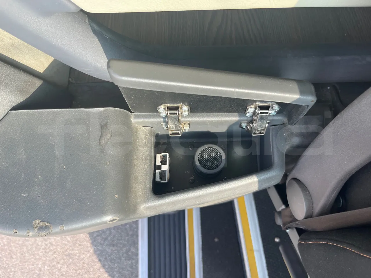 Vdl FUTURA FHD2 501E1 - Euro 6 - 320 kW - 12.875 mt - hostes microphone accessories photo