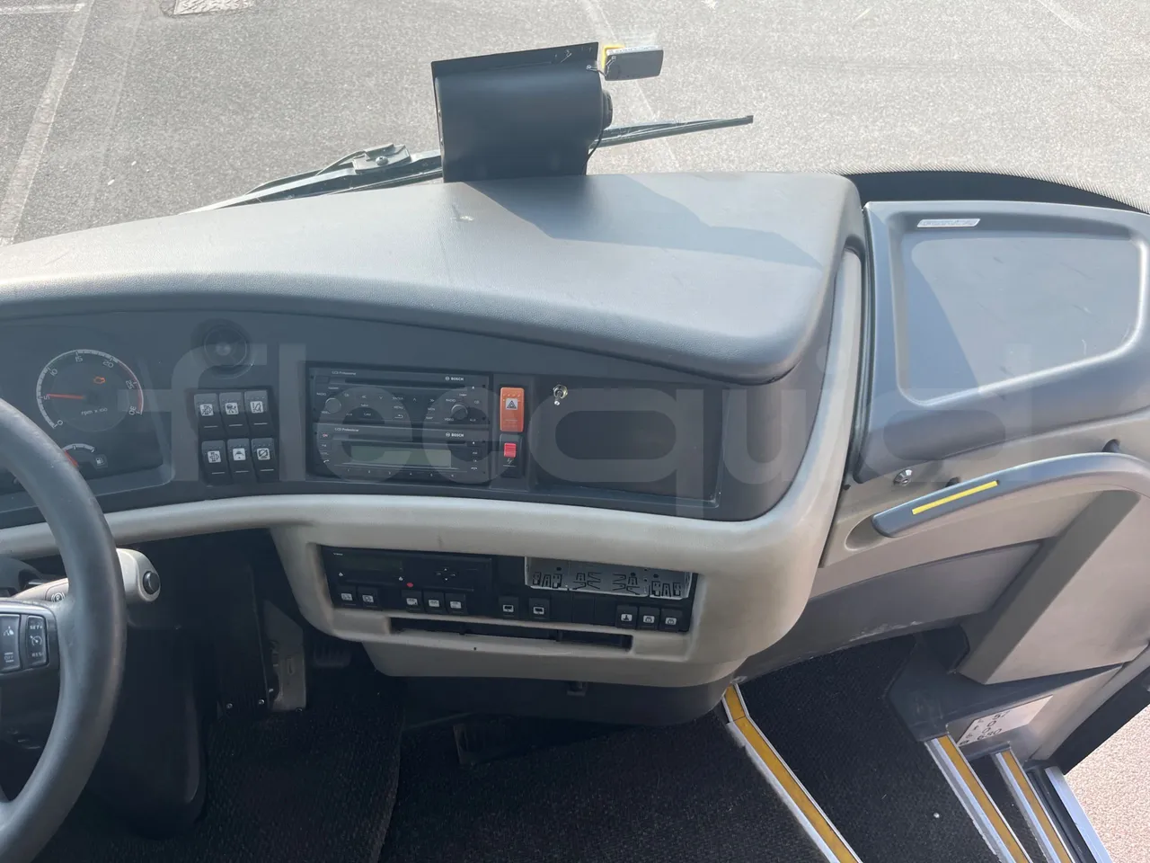 Vdl FUTURA FHD2 501E1 - Euro 6 - 320 kW - 12.875 mt - radio accessories photo