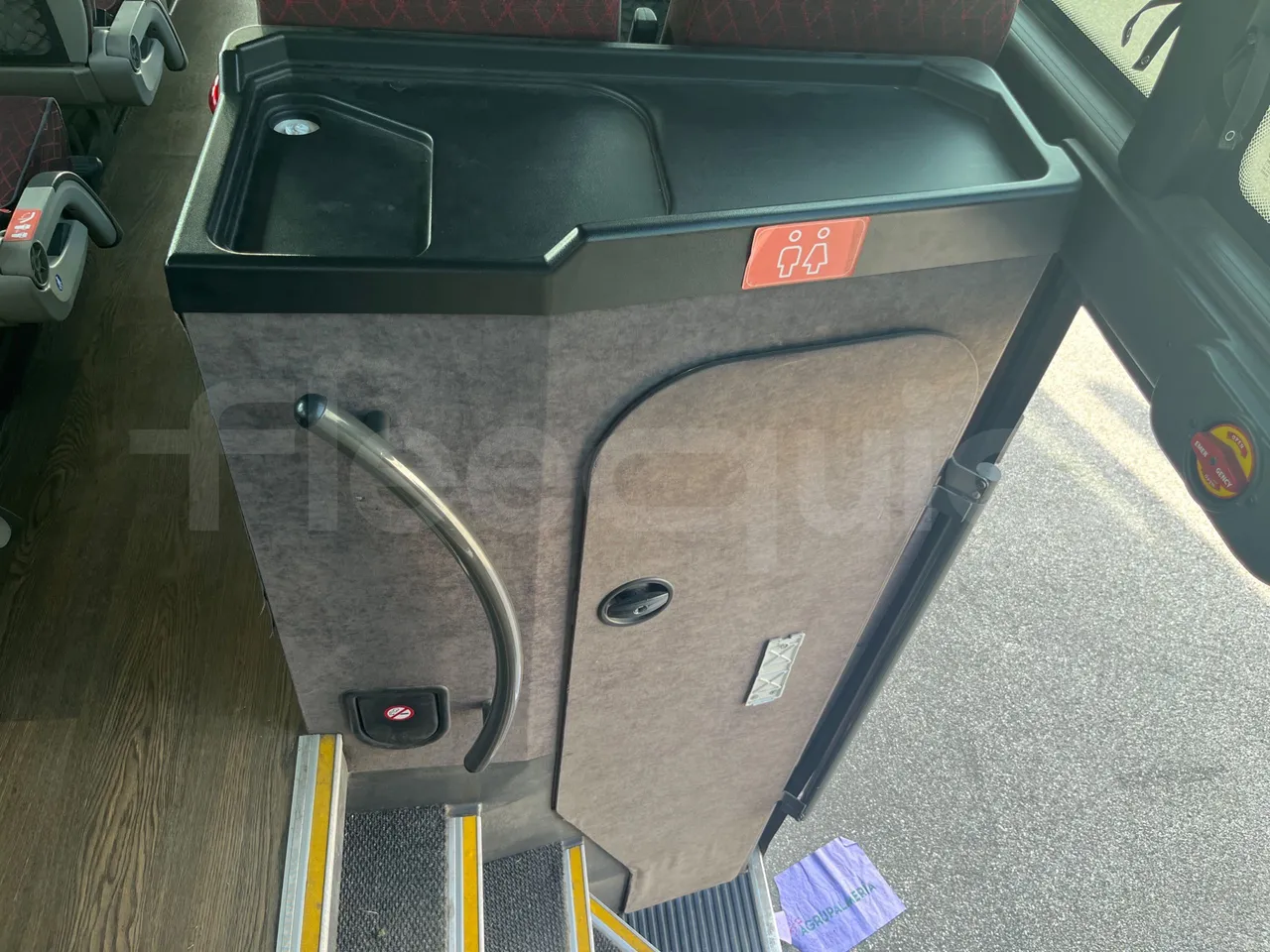 Vdl FUTURA FHD2 501E1 - Euro 6 - 320 kW - 12.875 mt - toilette accessories photo
