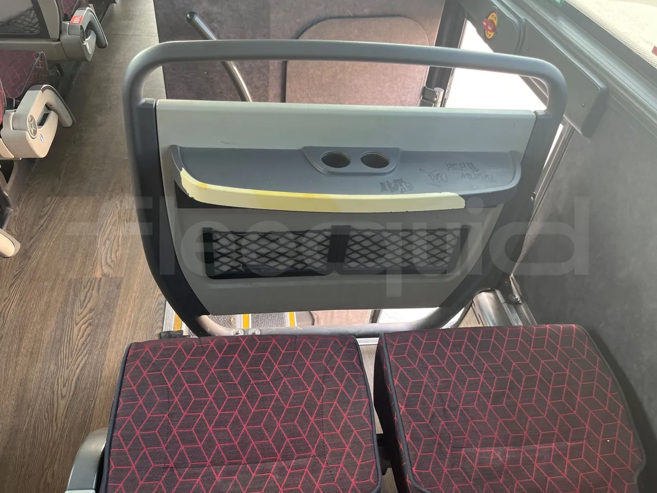 Vdl FUTURA FHD2 501E1 - Euro 6 - 320 kW - 12.875 mt - footrest detail photo