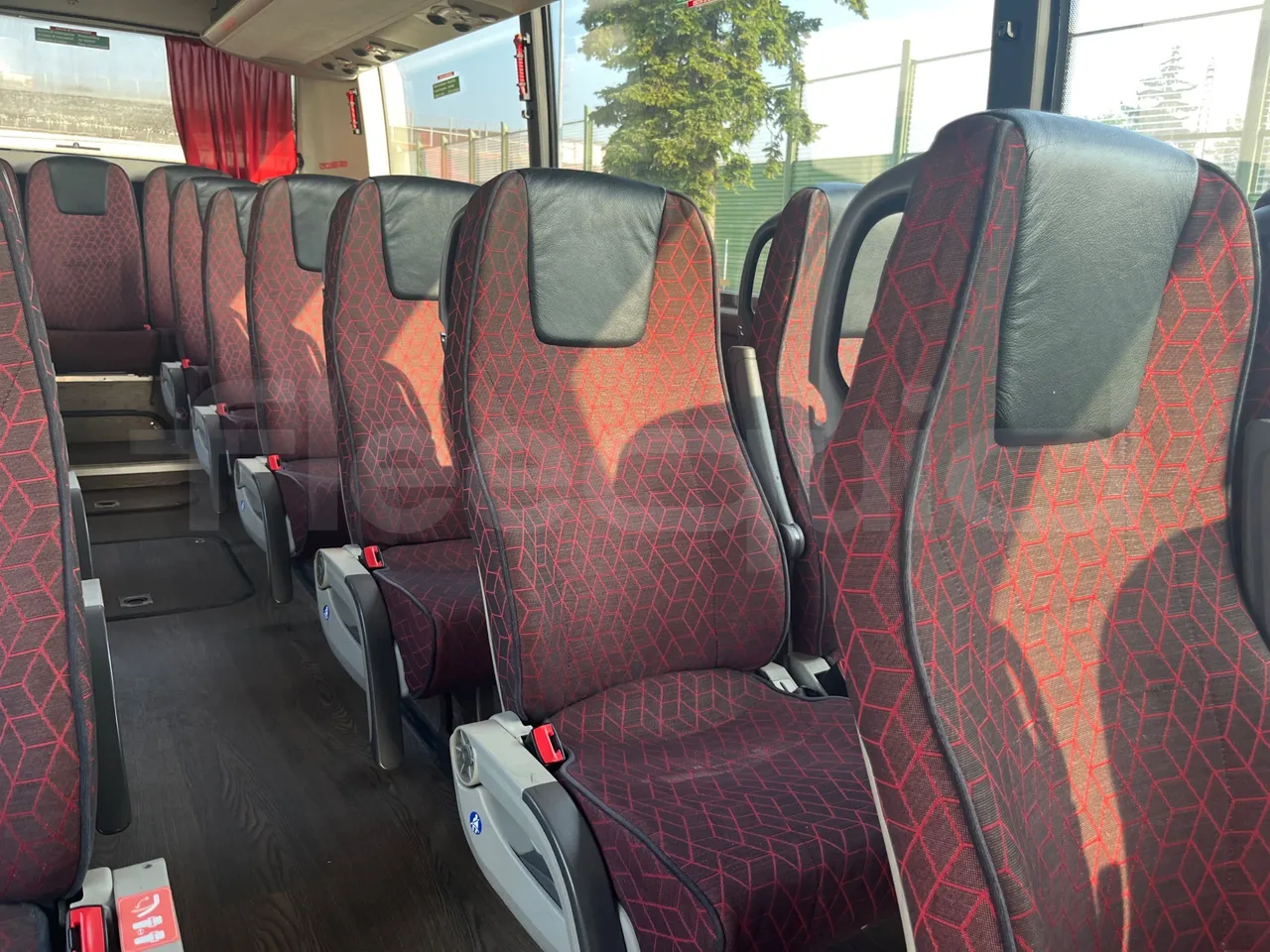 Vdl FUTURA FHD2 501E1 - Euro 6 - 320 kW - 12.875 mt - reverse view middle aisle