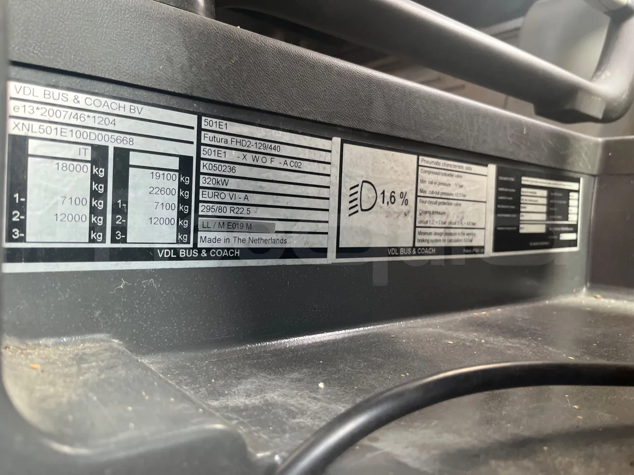 Vdl FUTURA FHD2 501E1 - Euro 6 - 320 kW - 12.875 mt - vehicle plate photo