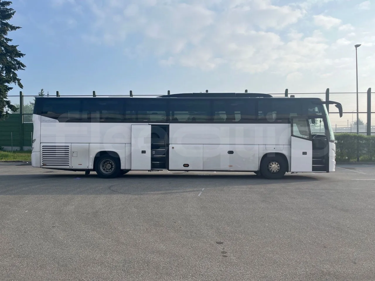 Vdl FUTURA FHD2 501E1 - Euro 6 - 320 kW - 12.875 mt - right side doors open