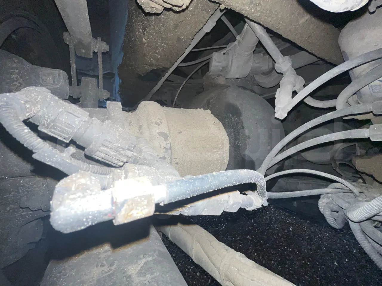 Man Noge TouringR33 - Euro4 - 324kW - 12.200mt - axle 2 caliper brakes left