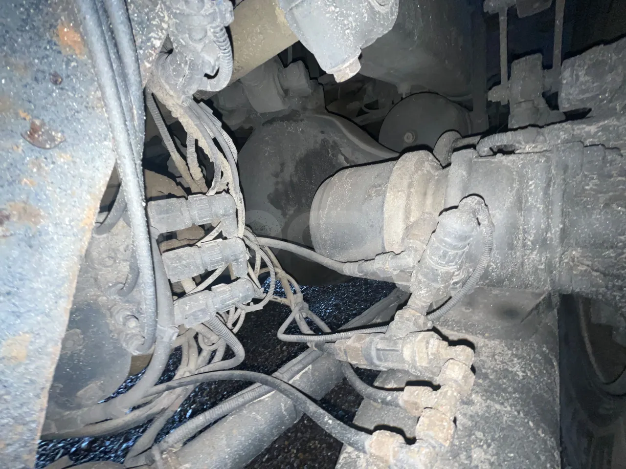 Man Noge TouringR33 - Euro4 - 324kW - 12.200mt - axle 2 caliper brakes right