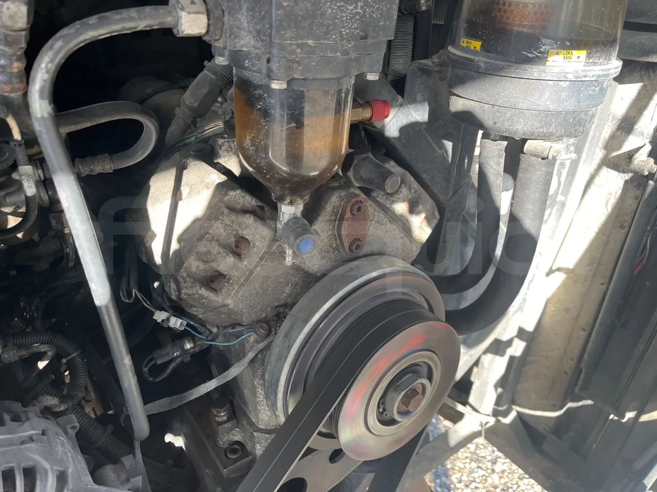 Man Noge TouringR33 - Euro4 - 324kW - 12.200mt - air conditioning compressor