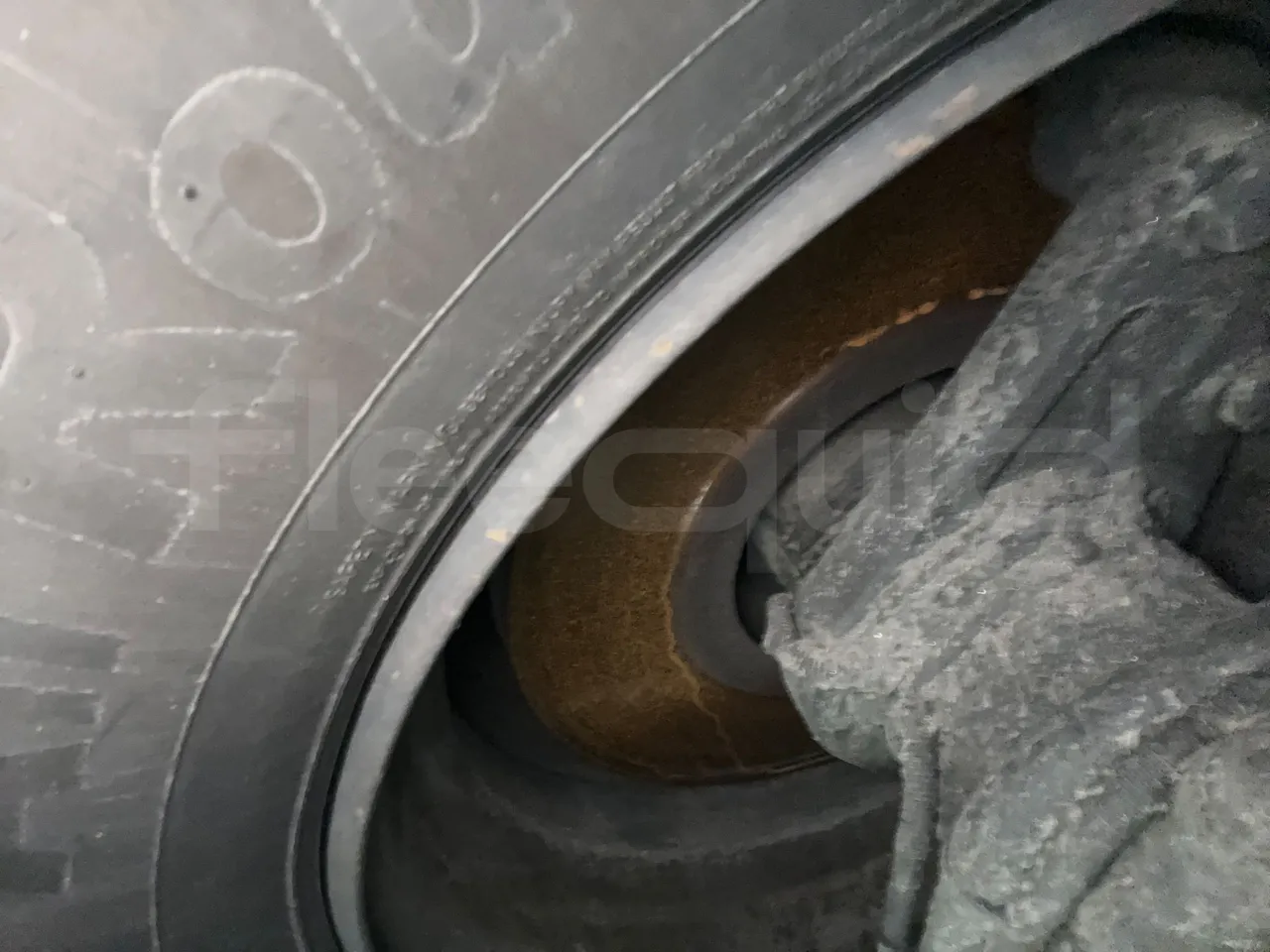 Man Noge TouringR33 - Euro4 - 324kW - 12.200mt - axle 2 discs right