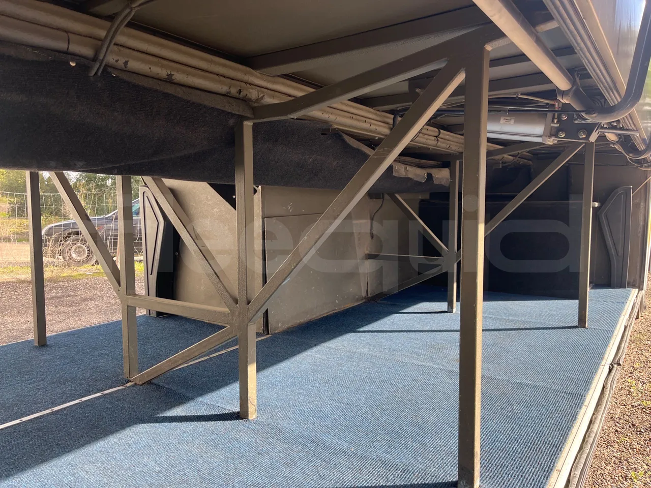 Man Noge TouringR33 - Euro4 - 324kW - 12.200mt - internal frame rust check