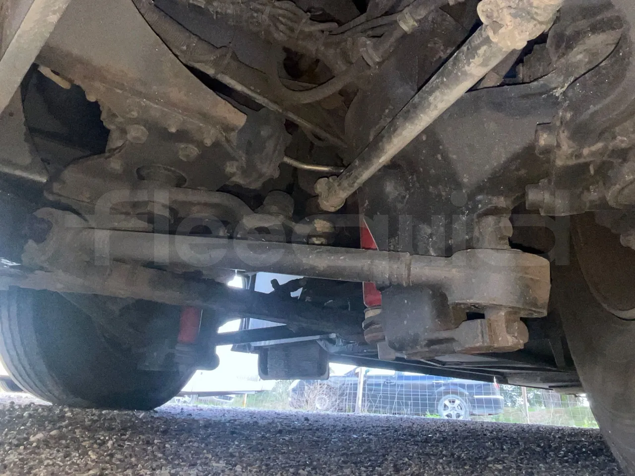 Man Noge TouringR33 - Euro4 - 324kW - 12.200mt - front axle left side