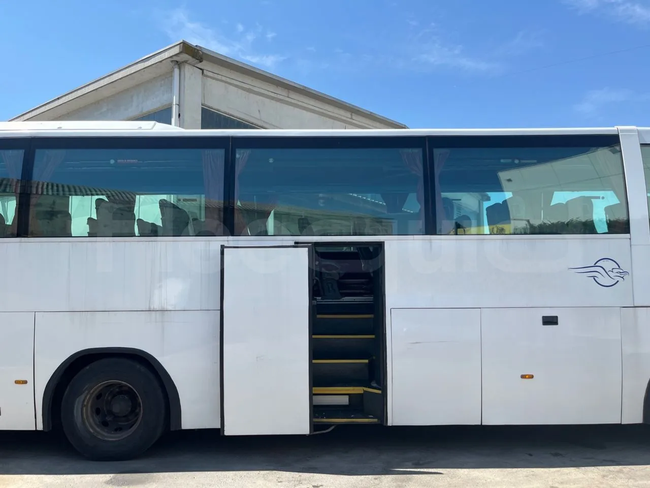 Irizar Scania Century K114IB - EUR3 - 250kW - 12m - front door 3 open (mandatory for bus to scrap)