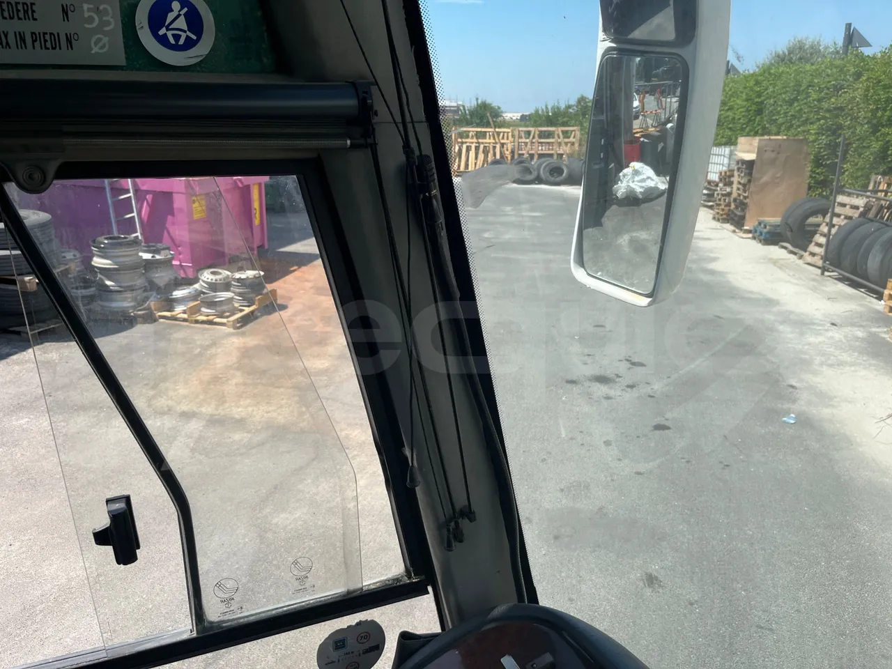Irizar Scania Century K114IB - EUR3 - 250kW - 12m - driver microphone accessories photo