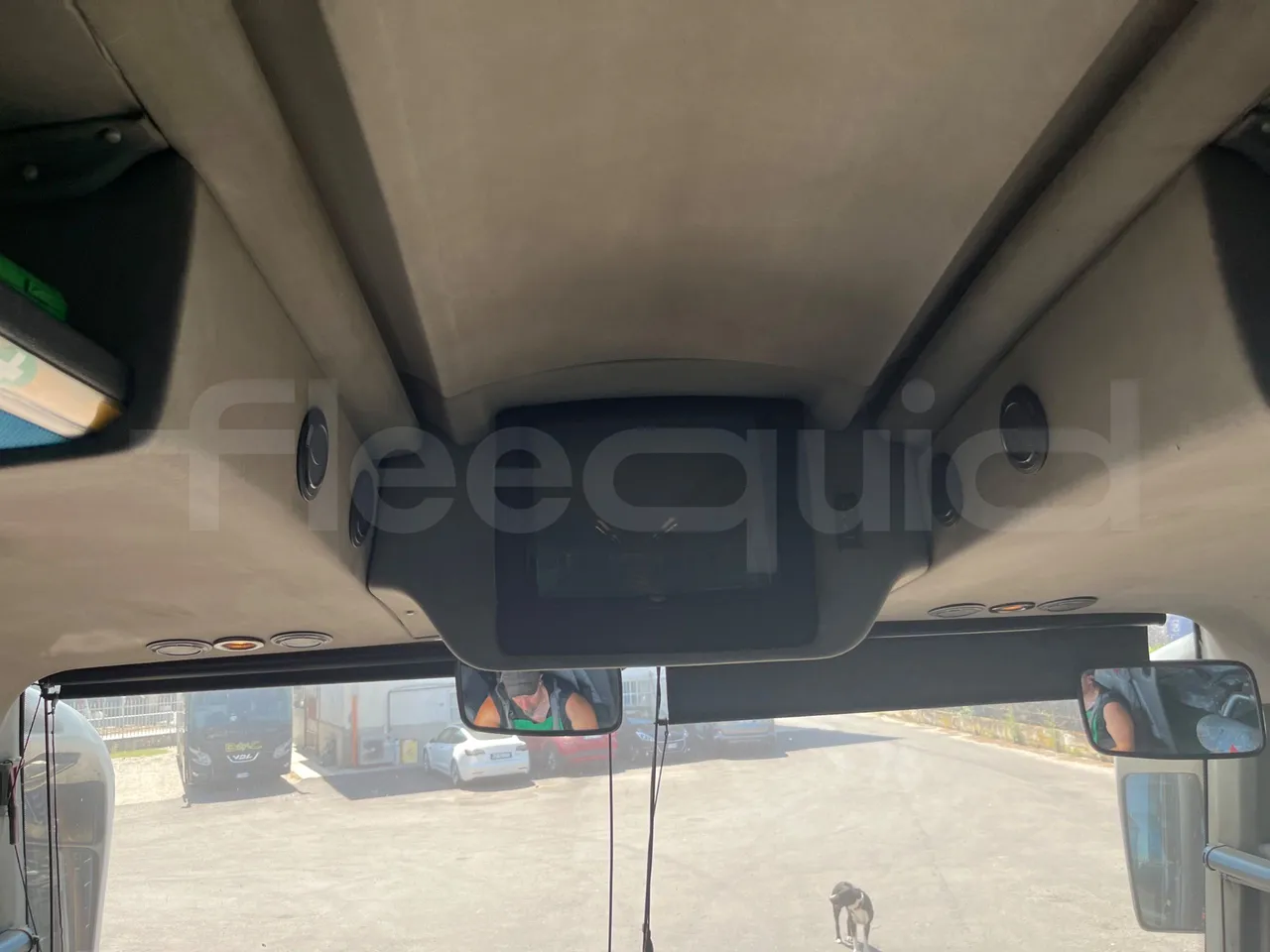 Irizar Scania Century K114IB - EUR3 - 250kW - 12m - monitor detail photo