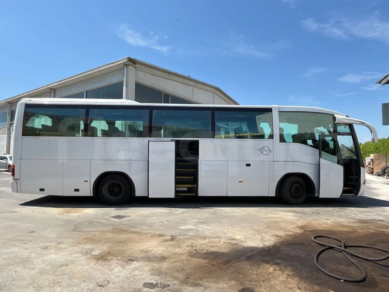 Irizar Scania Century K114IB - EUR3 - 250kW - 12m - right side doors open