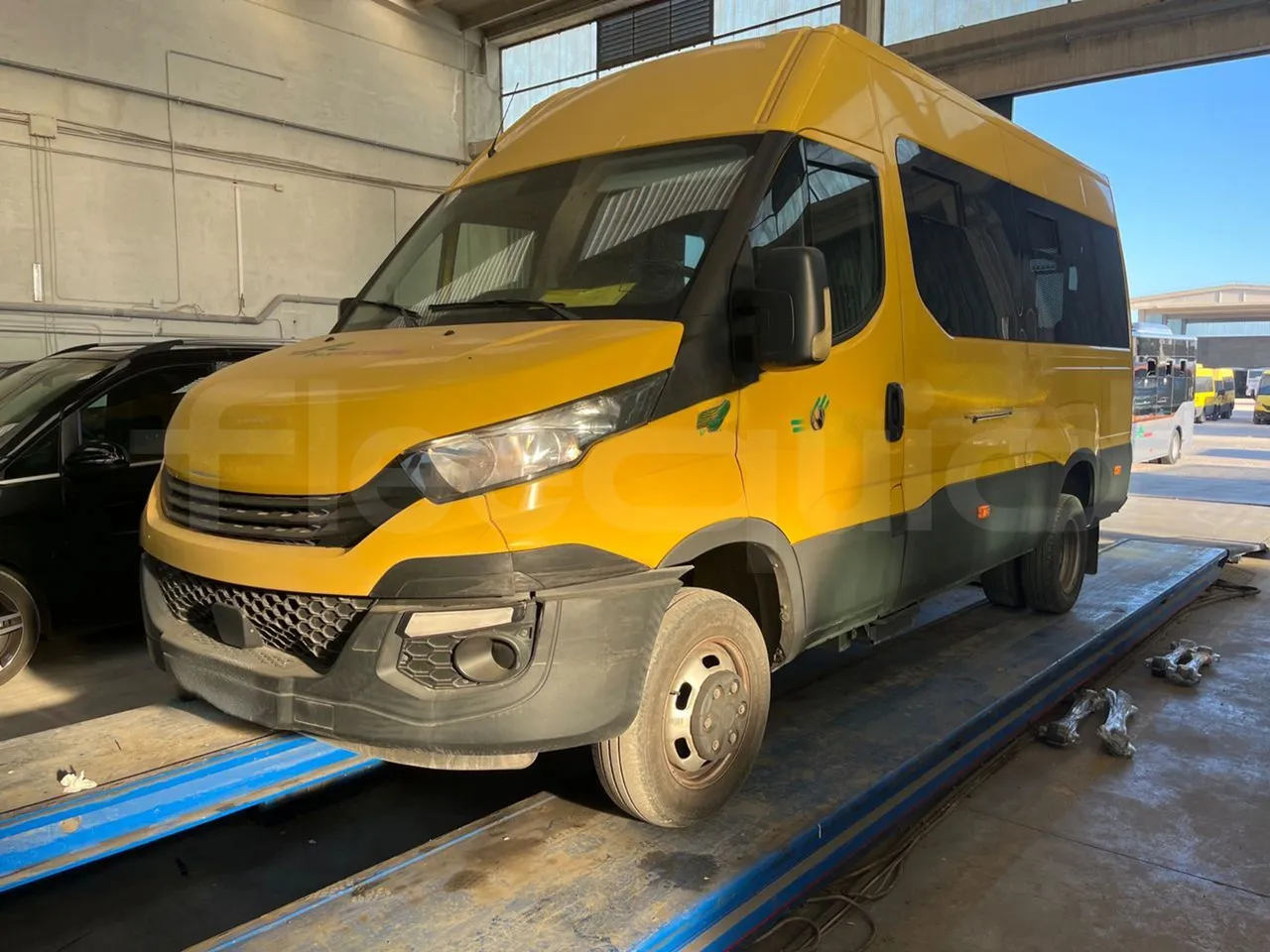 Iveco Daily 50C14N - EUR6 - 100kW - 6,048m - Base cover photo