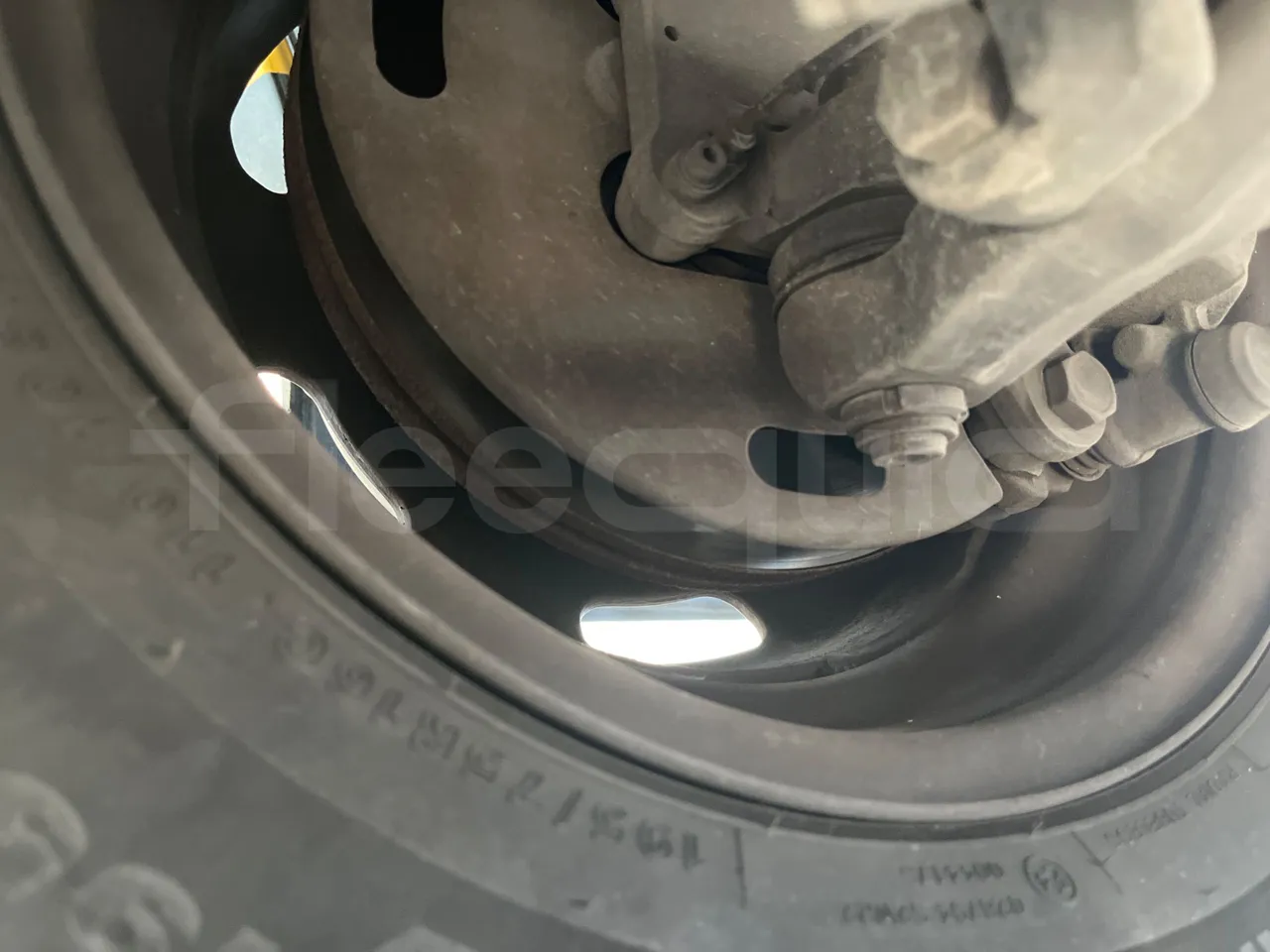 Iveco Daily 50C14N - EUR6 - 100kW - 6,048m - front discs right