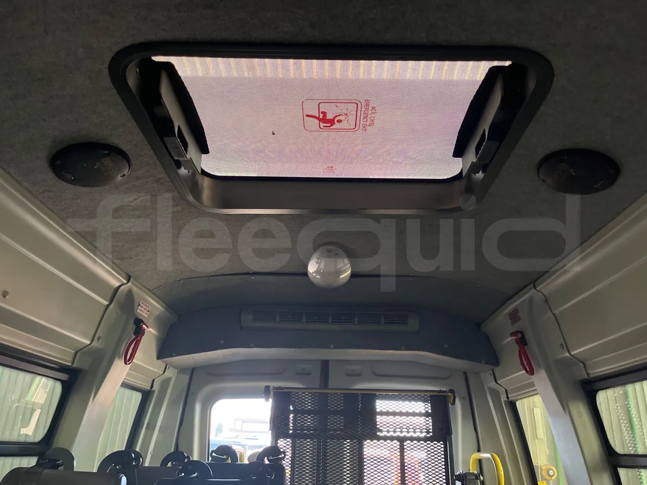 Iveco Daily 50C14N - EUR6 - 100kW - 6,048m - roof hatch 1