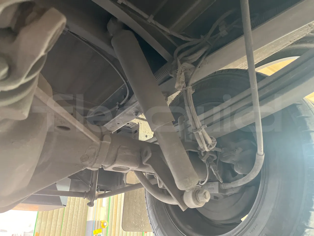 Iveco Daily 50C14N - EUR6 - 100kW - 6,048m - axle 2 shock absorbers 1 left