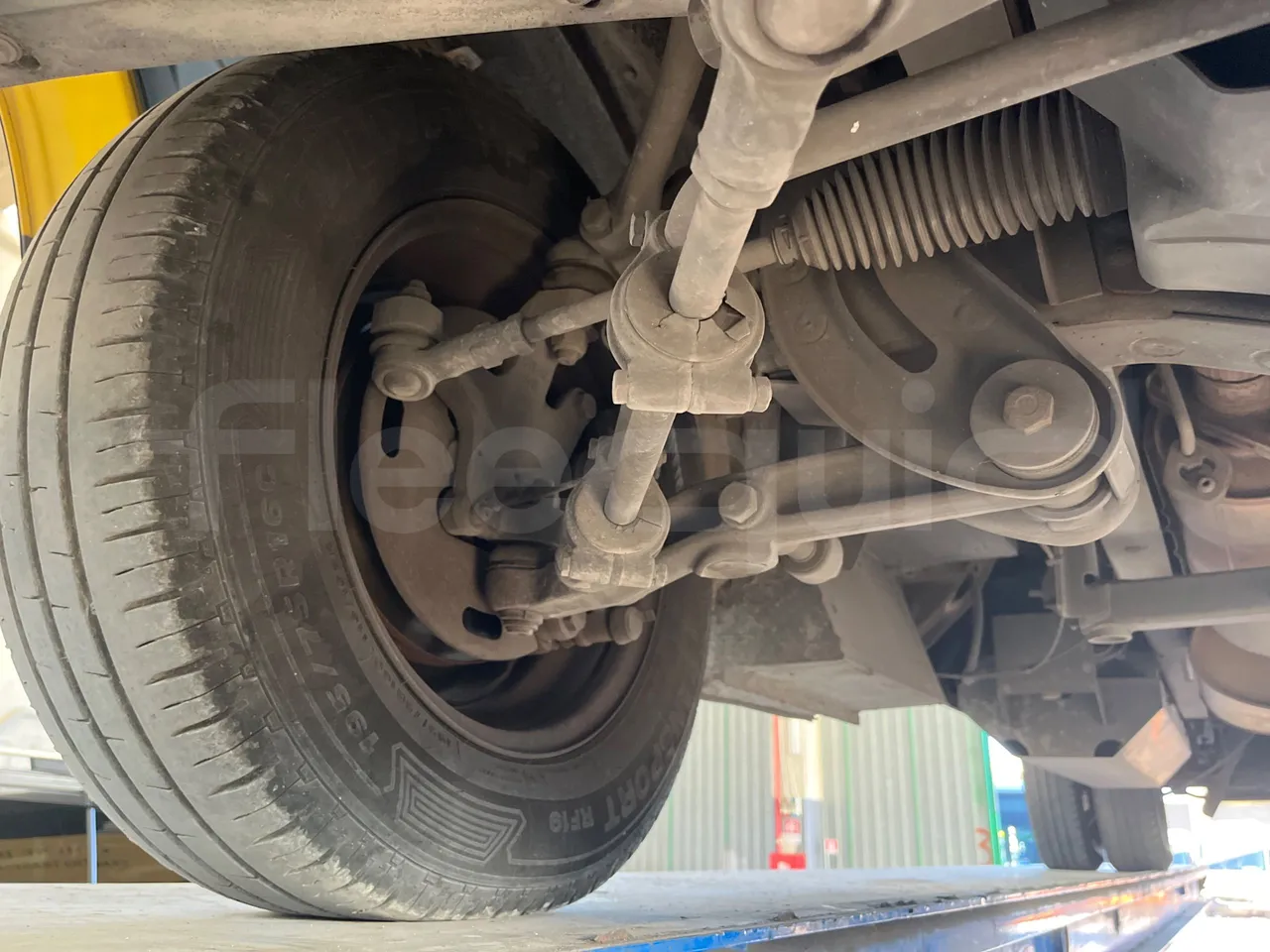Iveco Daily 50C14N - EUR6 - 100kW - 6,048m - front axle right side