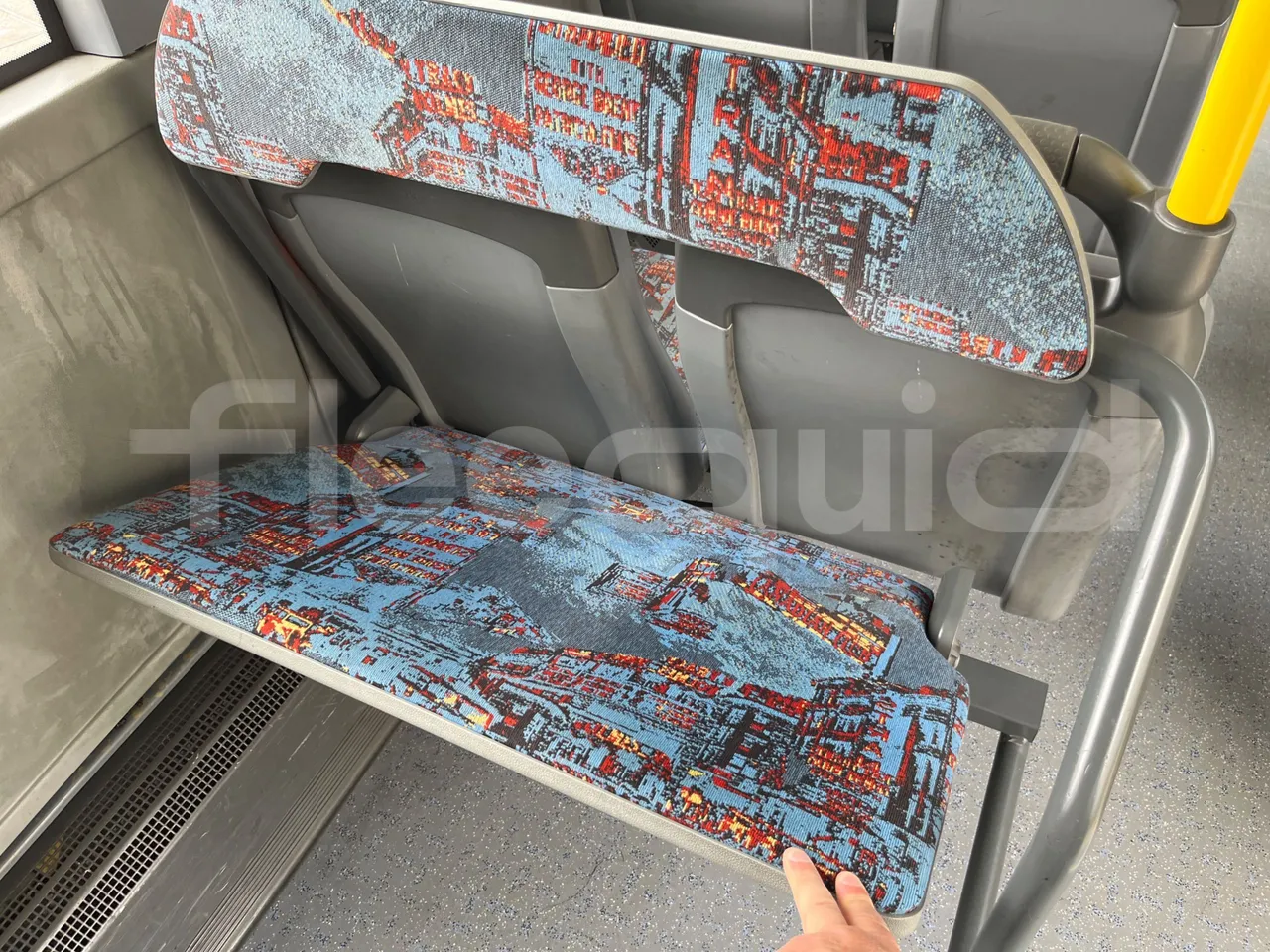 Mercedes-Benz Citaro O 530 A26 - Euro5 - 210kW - 12mt - folding seat photo