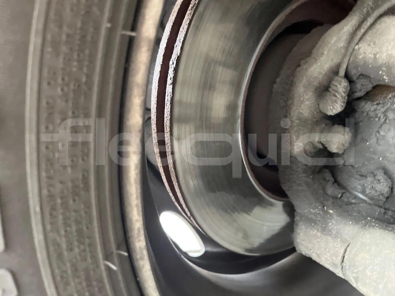 Mercedes-Benz Citaro O 530 A26 - Euro5 - 210kW - 12mt - front discs left