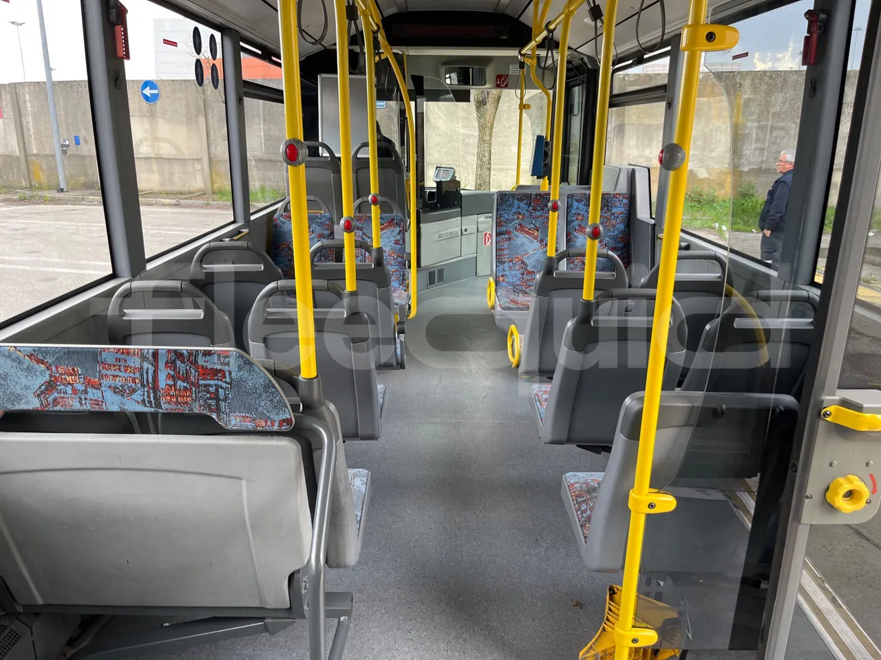 Mercedes-Benz Citaro O 530 A26 - Euro5 - 210kW - 12mt - forward view middle aisle