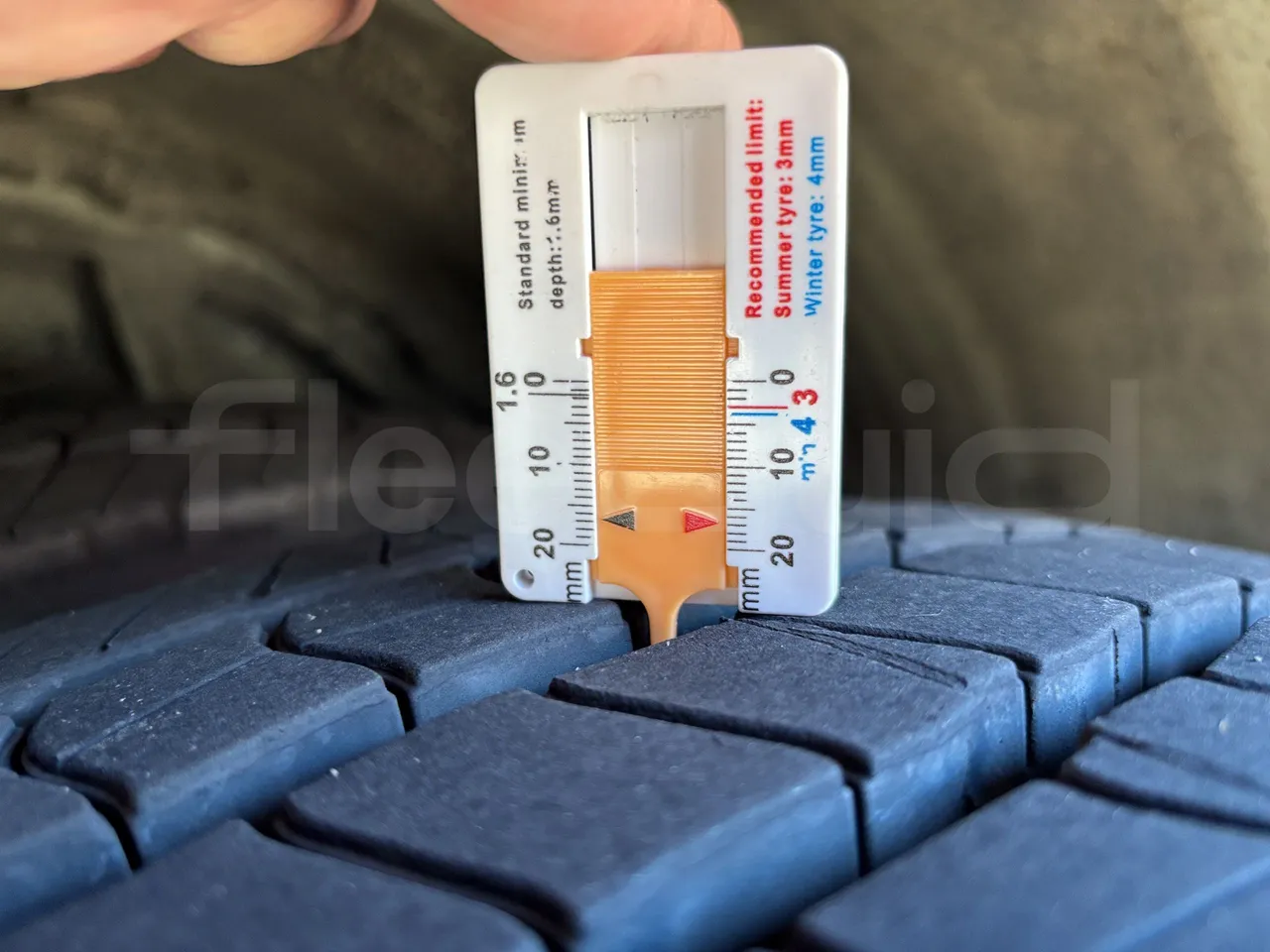 Mercedes-Benz Citaro - Second Axle Left Side: Tyre Tread