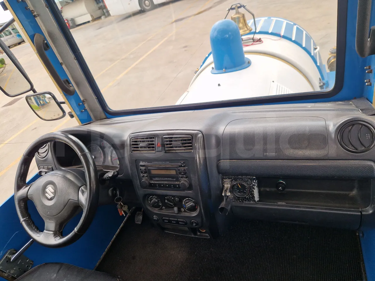 Suzuki Road train SJB - EUR4 - 062.05kW - 3.65m - onboard devices 3