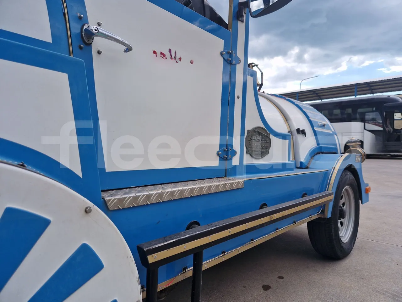 Suzuki Road train SJB - EUR4 - 062.05kW - 3.65m - disabled area photo