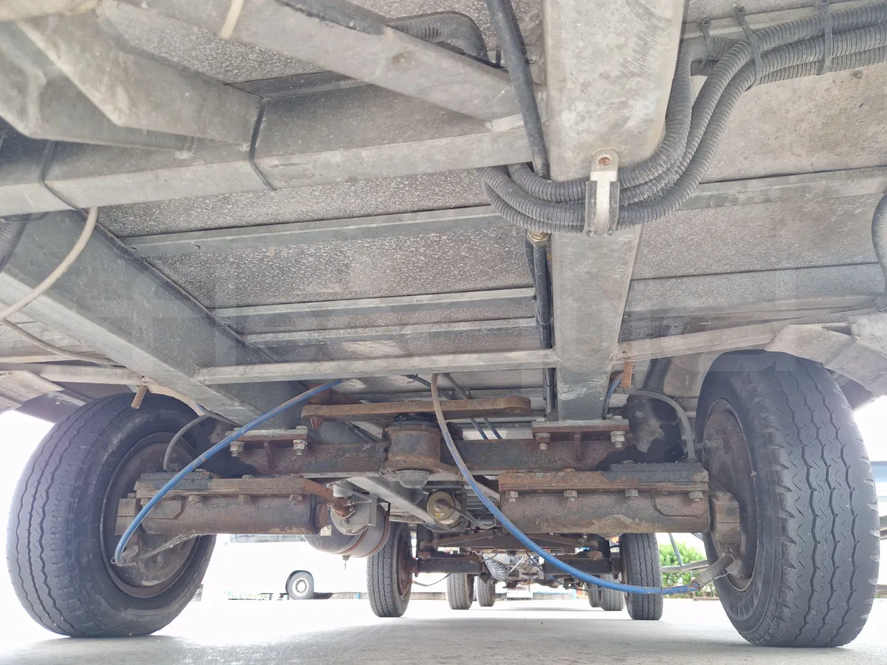 Suzuki Road train SJB - EUR4 - 062.05kW - 3.65m - front discs right
