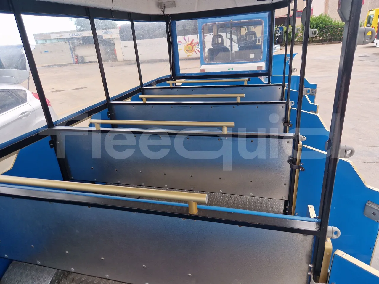 Suzuki Road train SJB - EUR4 - 062.05kW - 3.65m - forward view all seats last row height