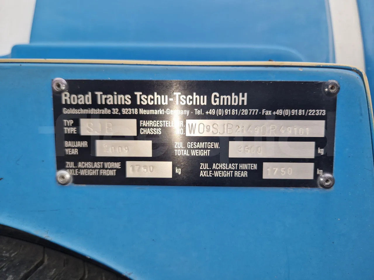 Suzuki Road train SJB - EUR4 - 062.05kW - 3.65m - vehicle plate photo