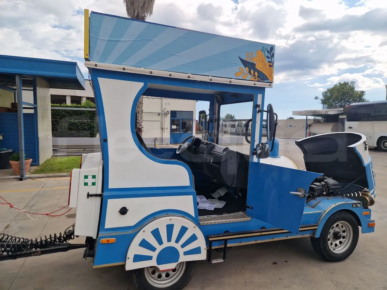 Suzuki Road train SJB - EUR4 - 062.05kW - 3.65m - platform open photo
