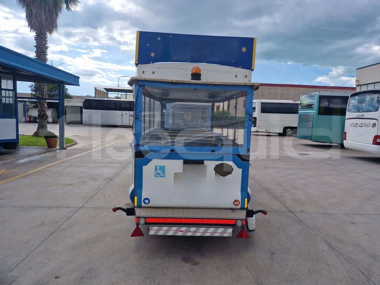 Suzuki Road train SJB - EUR4 - 062.05kW - 3.65m - rear hatch closed