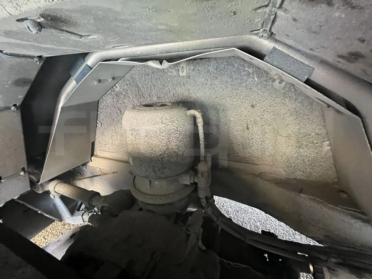 Iveco Heuliez Gx117 - Second Axle Caliper Brakes Left Side