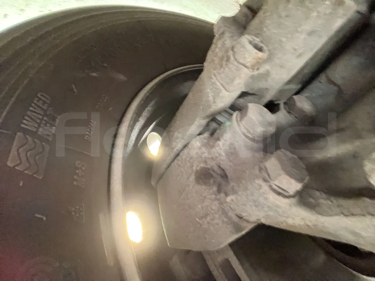 Iveco Heuliez Gx117 - Second Axle Discs Left Side