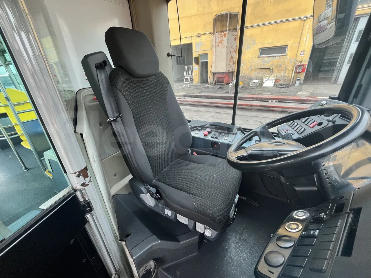 Iveco Heuliez Gx117 - Driver's Seat