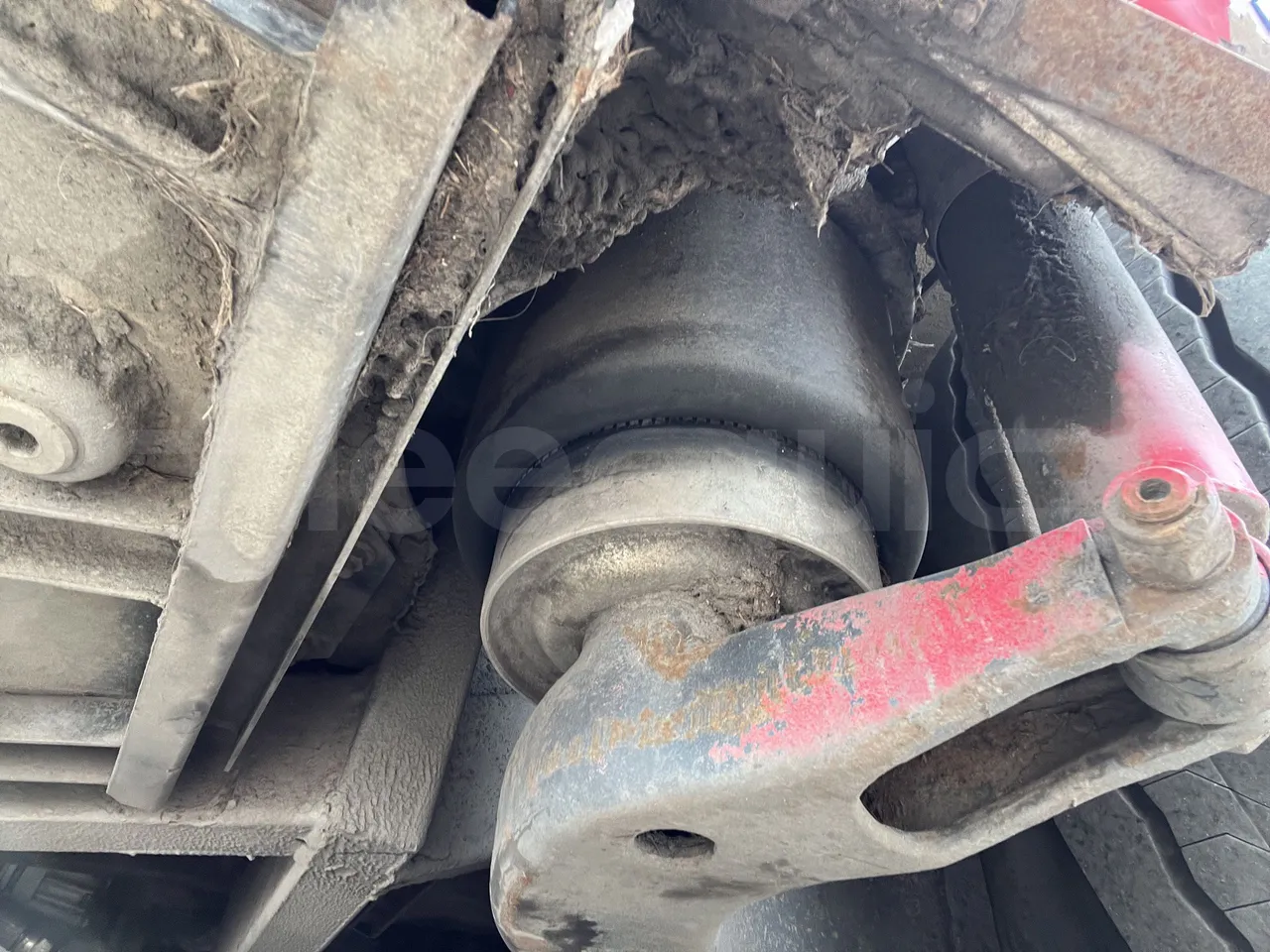 Iveco Heuliez Gx117 - Second Axle Second Shock Absorbers Right Side