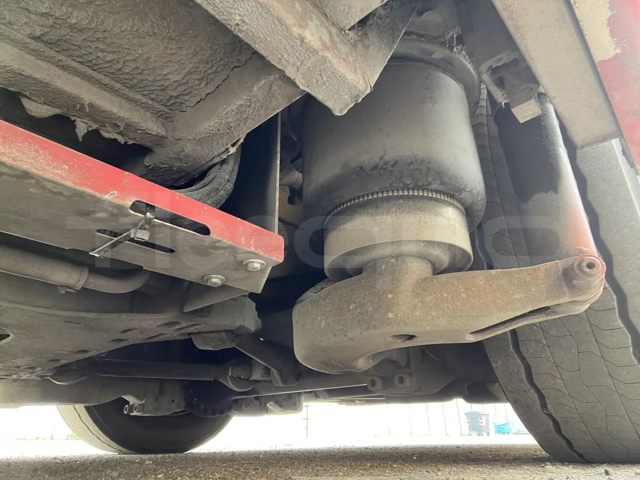 Iveco Heuliez Gx117 - Second Axle Left Side